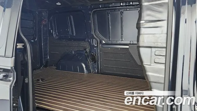 Hyundai Staria Staria Карго 3 места — Фото автомобиля 12