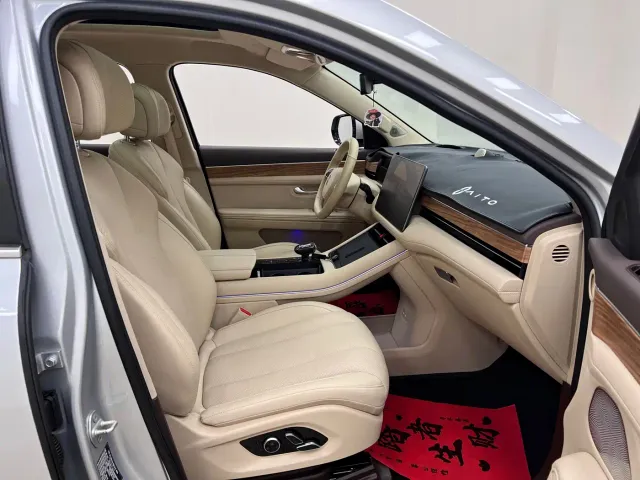 AITO Wenjie AITO M7 2024 Model 1.5T Smart Drive RWD Max 5-Seater — Фото автомобиля 30