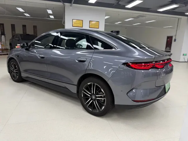 BYD Qin L 2025 Model EV 545KM Excellence Edition — Фото автомобиля 5