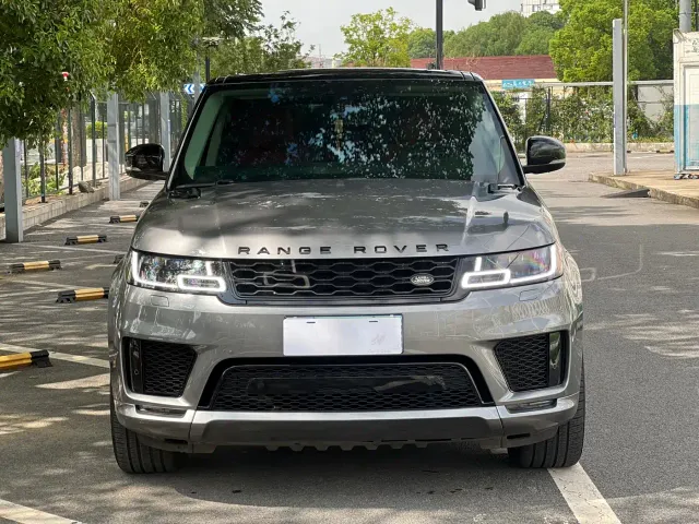 Land Rover Range Rover Sport — Фото автомобиля 2