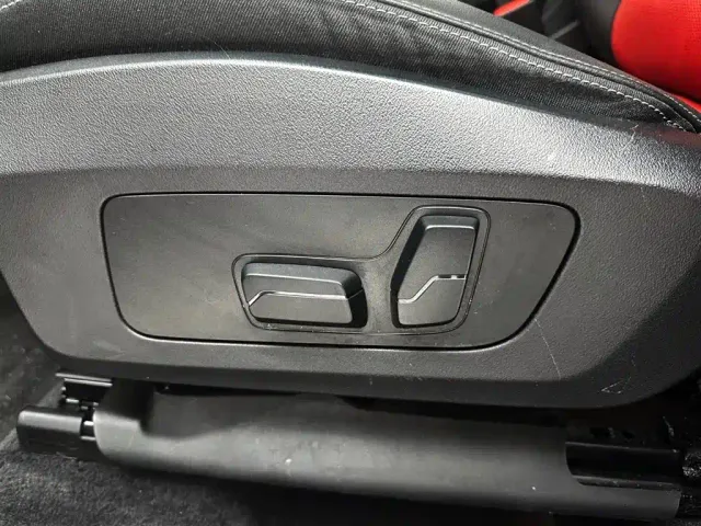 BMW X1 — Фото автомобиля 14