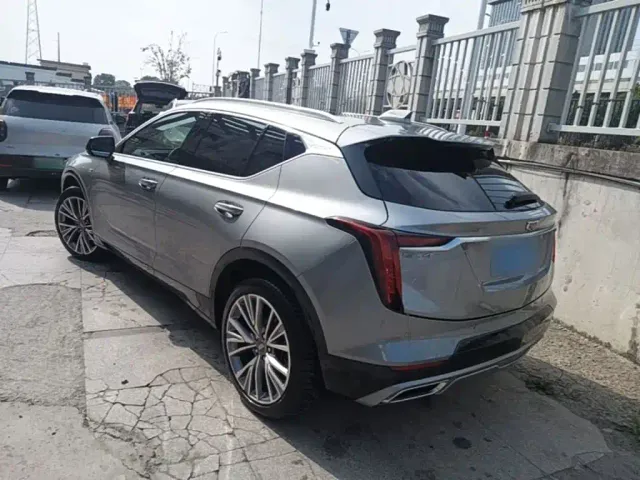 Cadillac GT4 — Фото автомобиля 4