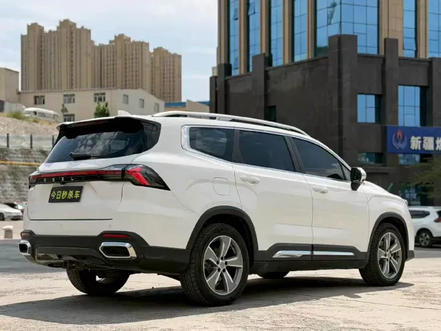 Geely Haoyue L — Фото автомобиля 7