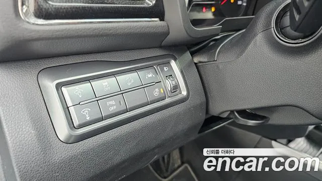 KG_Mobility_Ssangyong TIBOLI Very New Tivoli Бензин 1.5 2WD — Фото автомобиля 17
