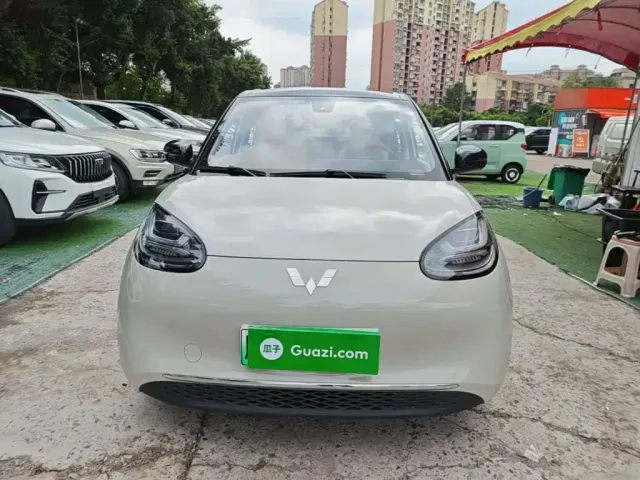 Wuling Bingo — Фото автомобиля 2