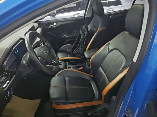 Ford Focus — Фото автомобиля 14