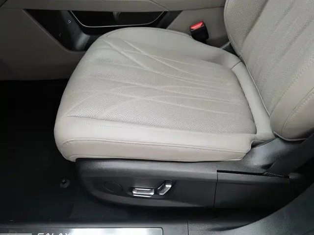 Geely Galaxy Xingyao 8 — Фото автомобиля 20