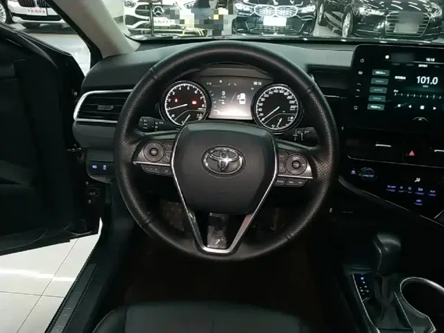 Toyota Camry 2021 2.0G Luxury Edition — Фото автомобиля 10