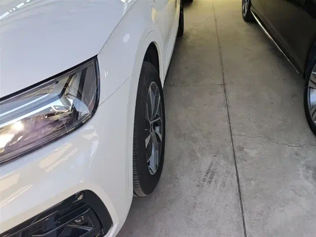 Audi Q5L — Фото автомобиля 22