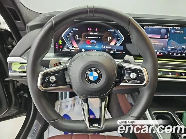 BMW 7-Series 7 серия (G70) 740i sDrive M Sport — Фото автомобиля 3