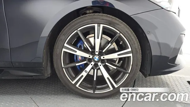 BMW 5-Series 5 серия (G60) 530i xDrive M Sport — Фото автомобиля 18