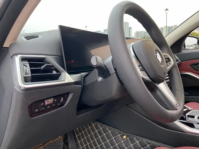 BMW 3 Series — Фото автомобиля 15