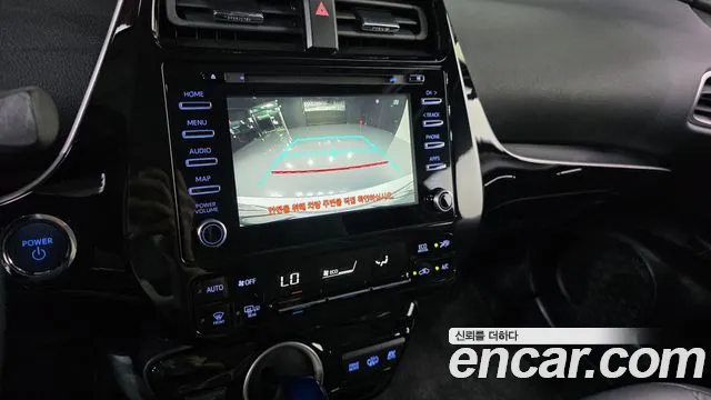 Toyota Prius — Фото автомобиля 16