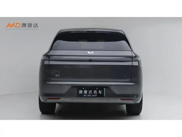 Li Auto L7 — Фото автомобиля 4
