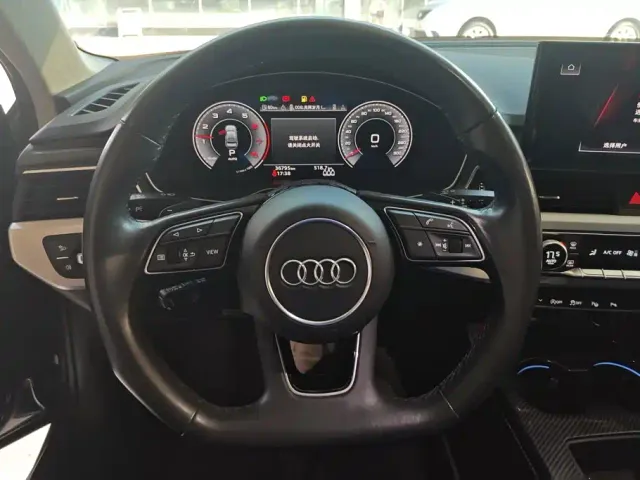 Audi A4L — Фото автомобиля 15