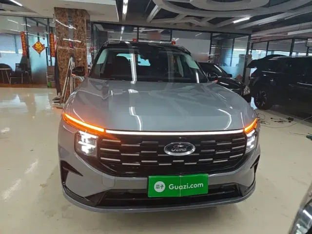Ford Edge — Фото автомобиля 2