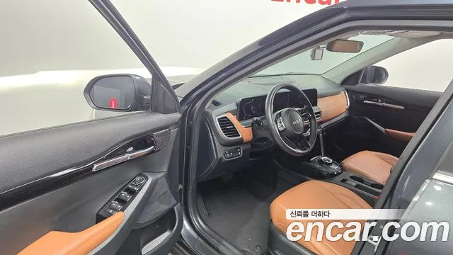 Kia Seltos Бензин 1.6 турбо 2WD — Фото автомобиля 10