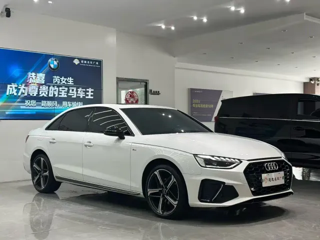 Audi A4L — Фото автомобиля 3