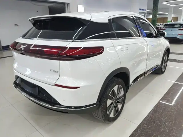 Xpeng G3 — Фото автомобиля 6