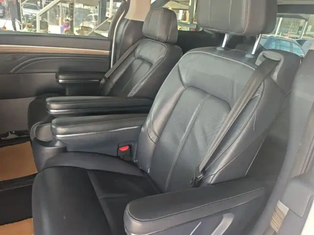 GAC Trumpchi M8 — Фото автомобиля 16