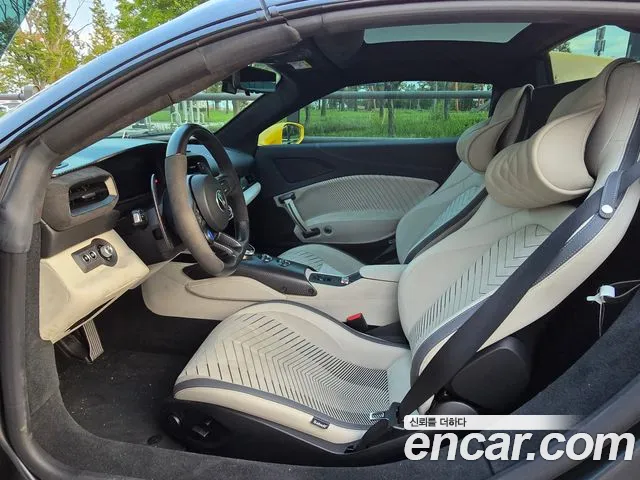 Maserati MC20 — Фото автомобиля 6