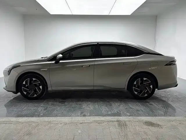 GAC Aion S Plus — Фото автомобиля 7