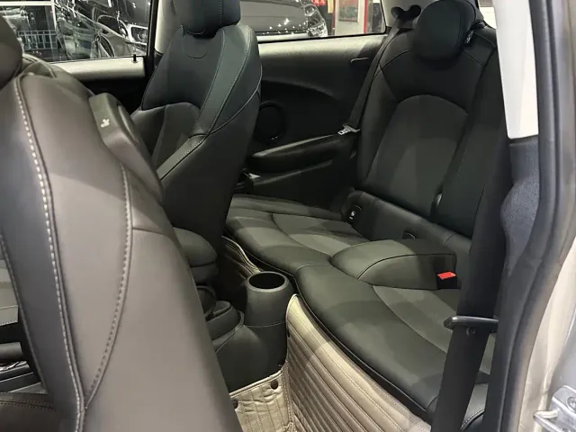 MINI Hatch — Фото автомобиля 10