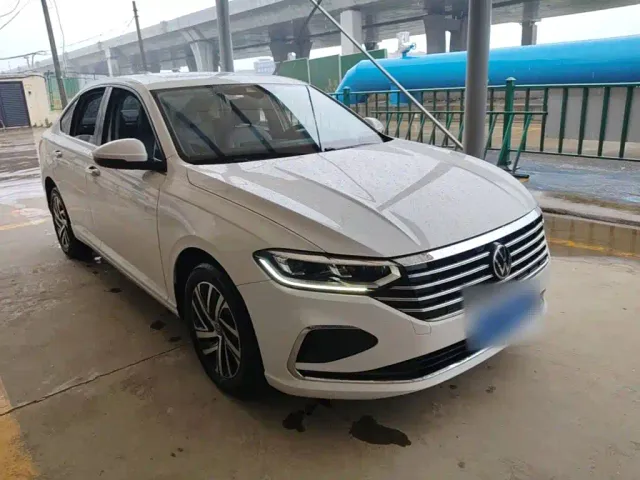 Volkswagen Lavida — Фото автомобиля 21