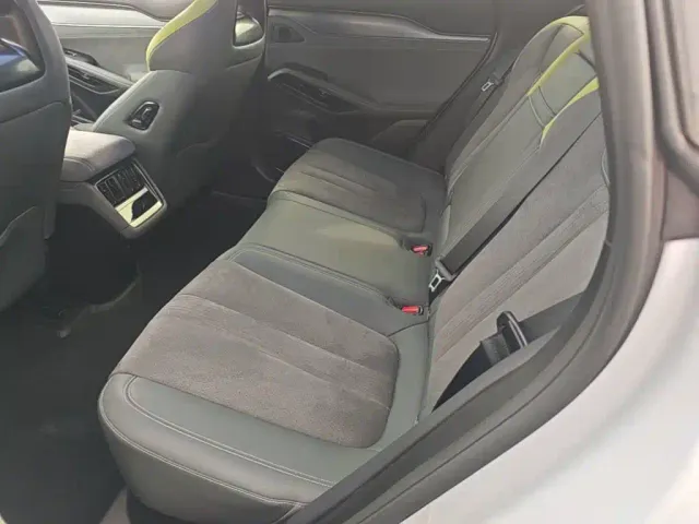 BYD Song L EV — Фото автомобиля 16