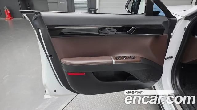 Hyundai Grandeur GN7 — Фото автомобиля 13