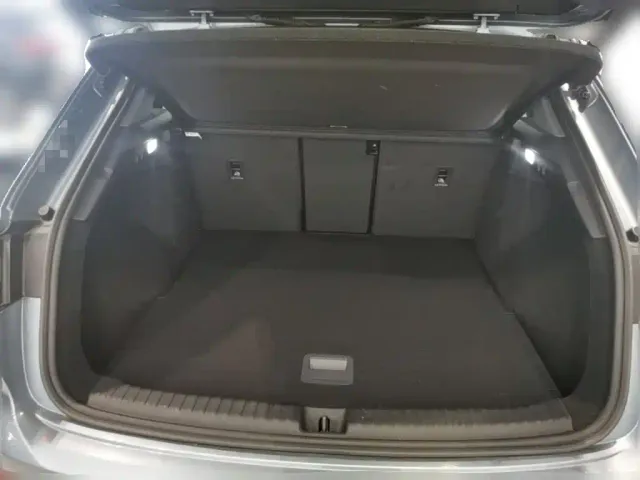 Audi Q4 e-tron — Фото автомобиля 23