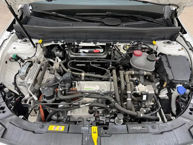 Mercedes-Benz EQB — Фото автомобиля 30