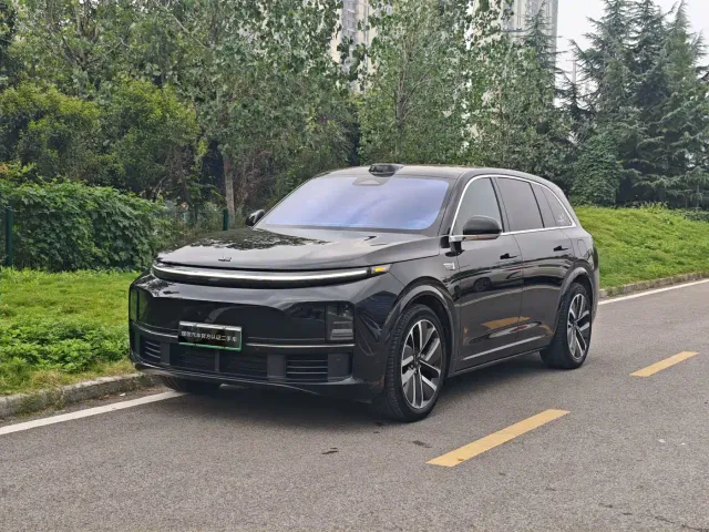 Фотография автомобиля — Li Auto L7