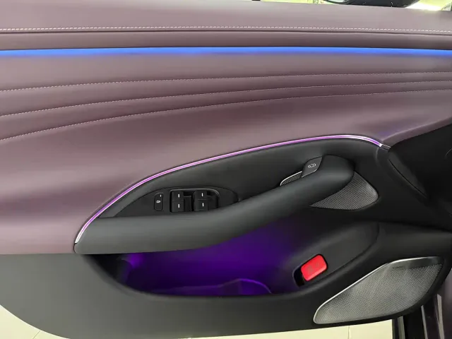 Xiaomi SU7 — Фото автомобиля 3