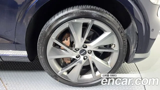 Genesis GV70 3.5T Бензин AWD — Фото автомобиля 5