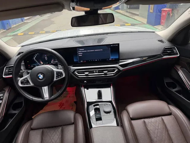 BMW 3 Series — Фото автомобиля 5