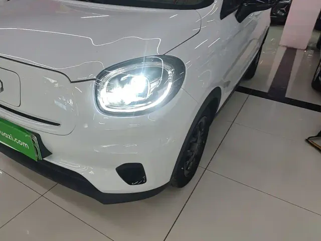 Leapmotor T03 — Фото автомобиля 23