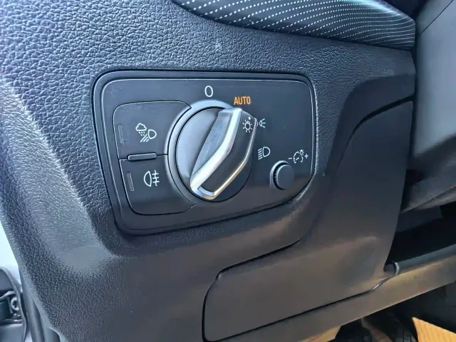 Audi Q2L — Фото автомобиля 8
