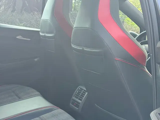 Volkswagen Golf GTI — Фото автомобиля 18