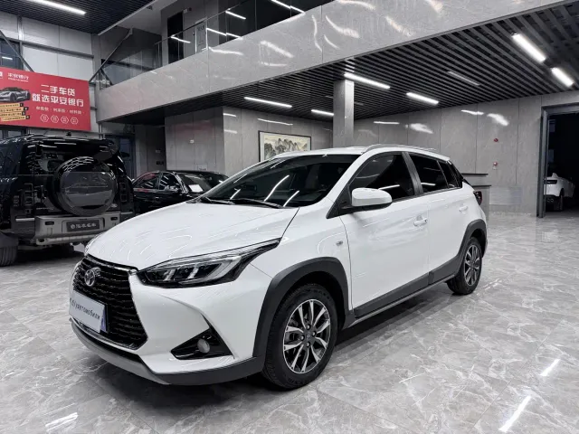 Фотография автомобиля — Toyota YARiS L Zhi Xuan