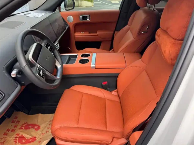 Li Auto L7 — Фото автомобиля 4