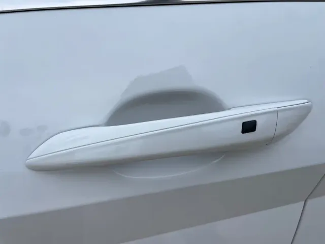 Hyundai Elantra — Фото автомобиля 14