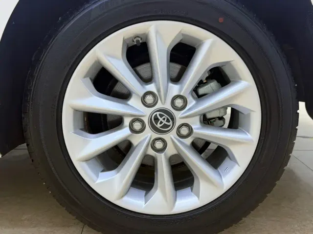 Toyota Corolla — Фото автомобиля 23