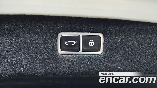 Genesis G90 Бензин 3.5 турбо AWD — Фото автомобиля 4