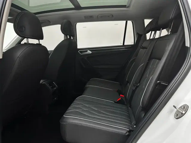 Volkswagen Tiguan L — Фото автомобиля 20