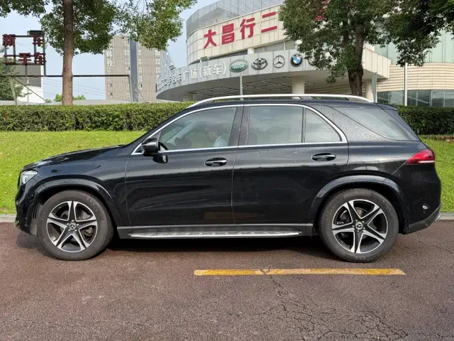 Mercedes-Benz GLE-Class — Фото автомобиля 3