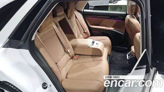 Hyundai Grandeur GN7 — Фото автомобиля 17