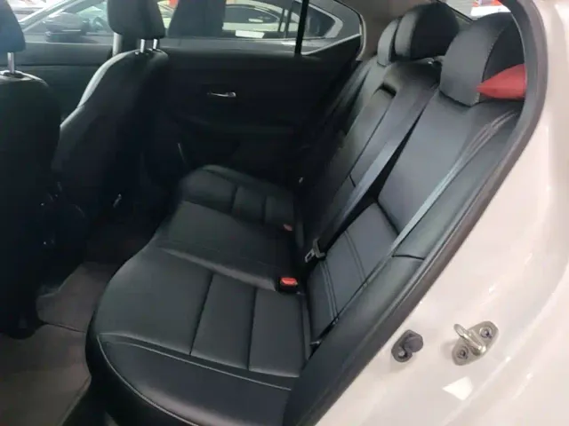 Nissan Sylphy — Фото автомобиля 16