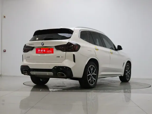 BMW X3 — Фото автомобиля 4