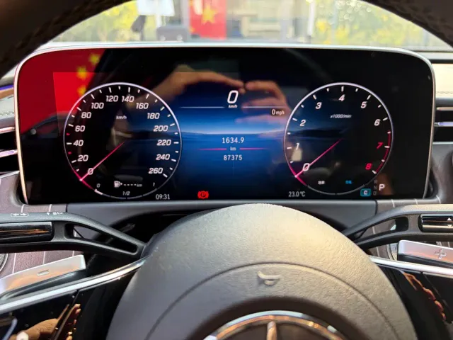 Mercedes-Benz E-Class — Фото автомобиля 10